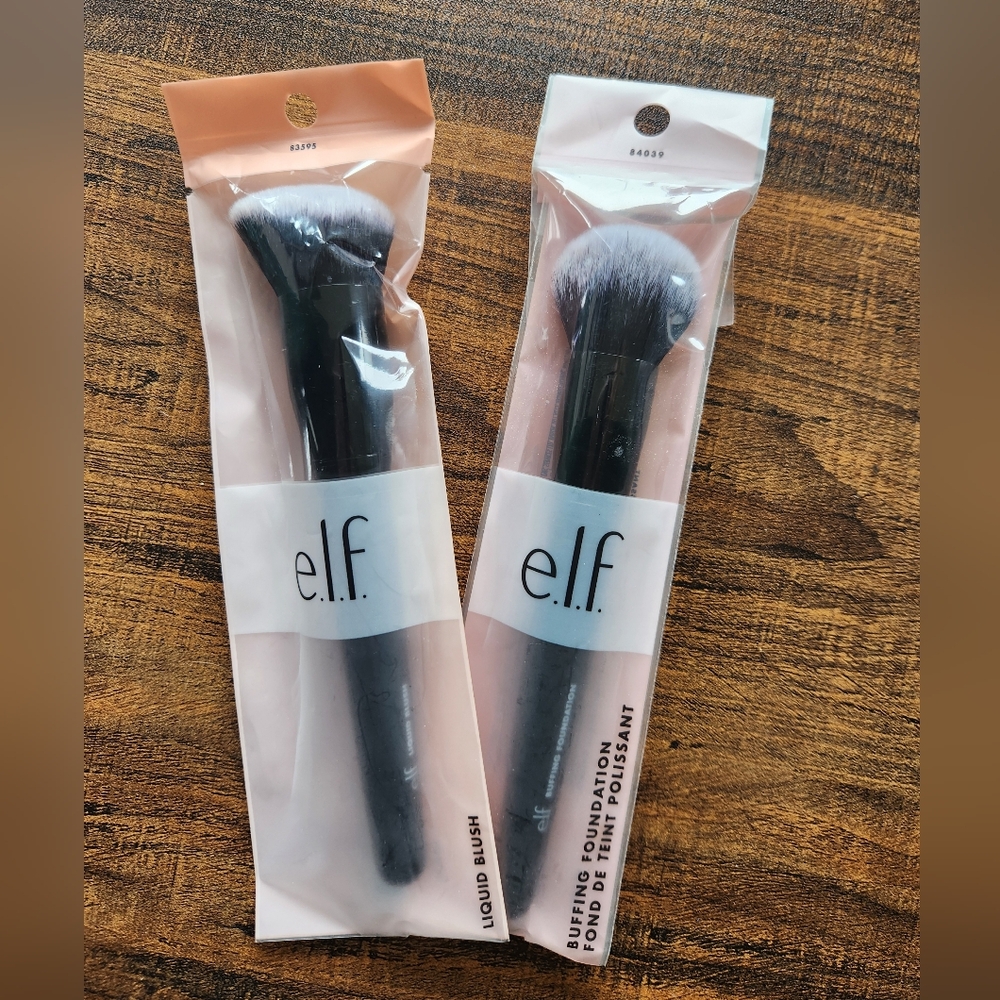 ELF Makeup Brushes (Set Of 2)